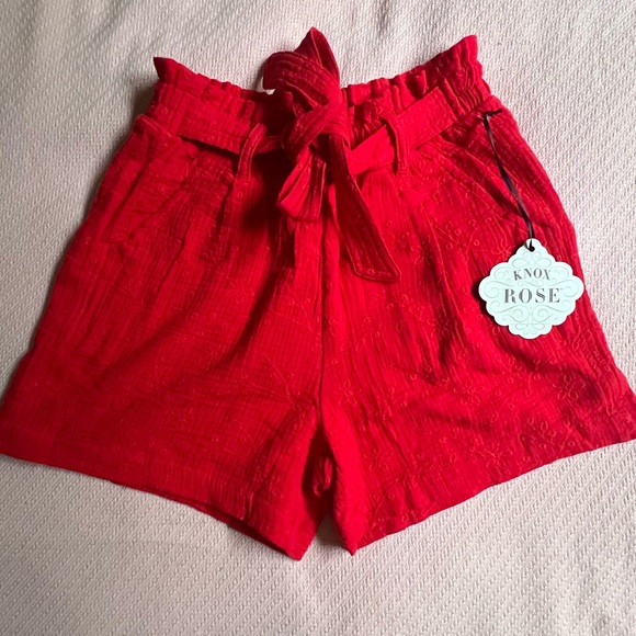 NWT high waisted shorts - Picture 3 of 6